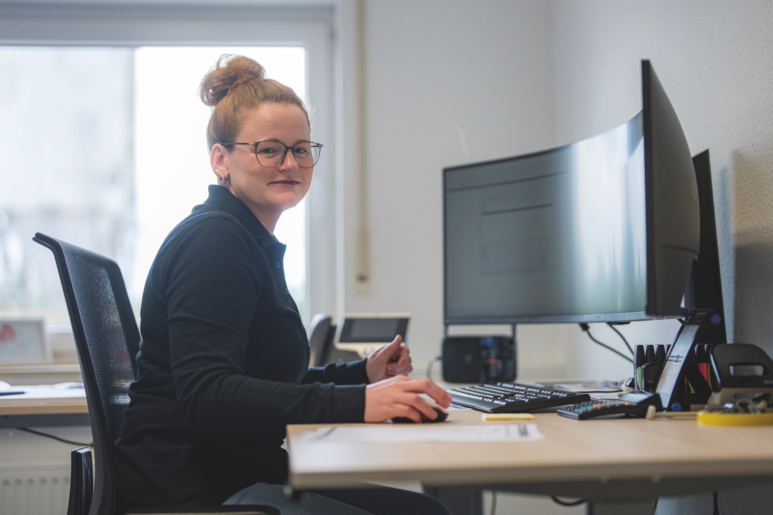 Mitarbeiter im Büro von Ripken Agrarhandel