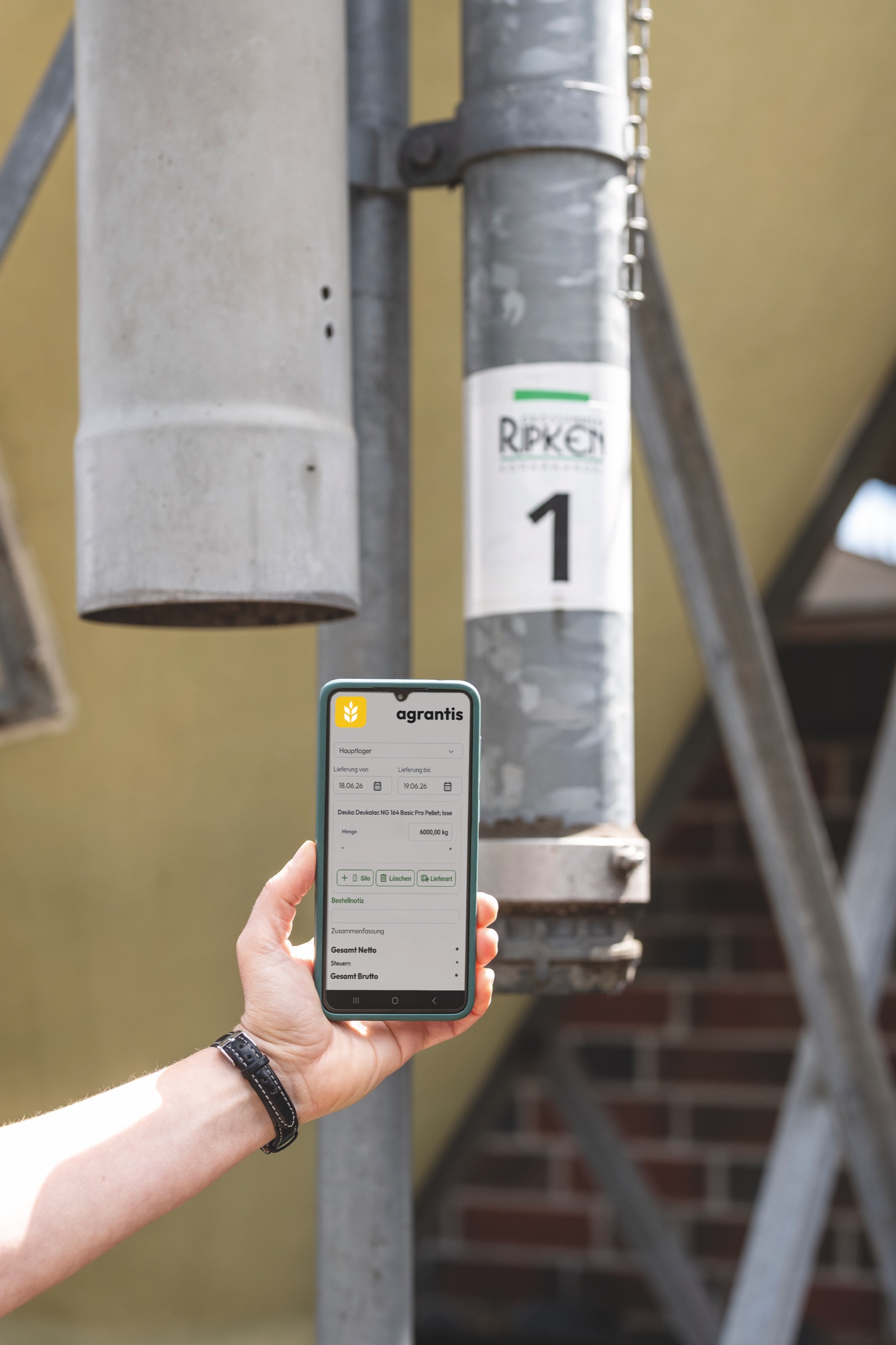 Smartphone-App zur digitalen Silo-Überwachung im Einsatz